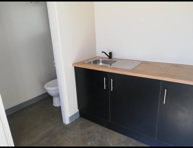 BUSINESS PROPERTY TO RENT IN NORTHMEAD